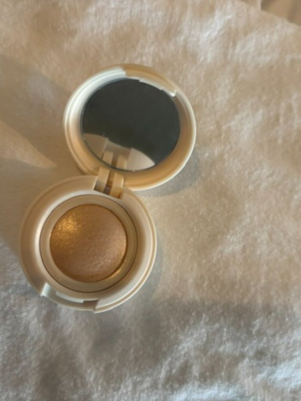 NEW Kaja Mochi Glow Blendable Bouncy Highlighter - REDUCED!